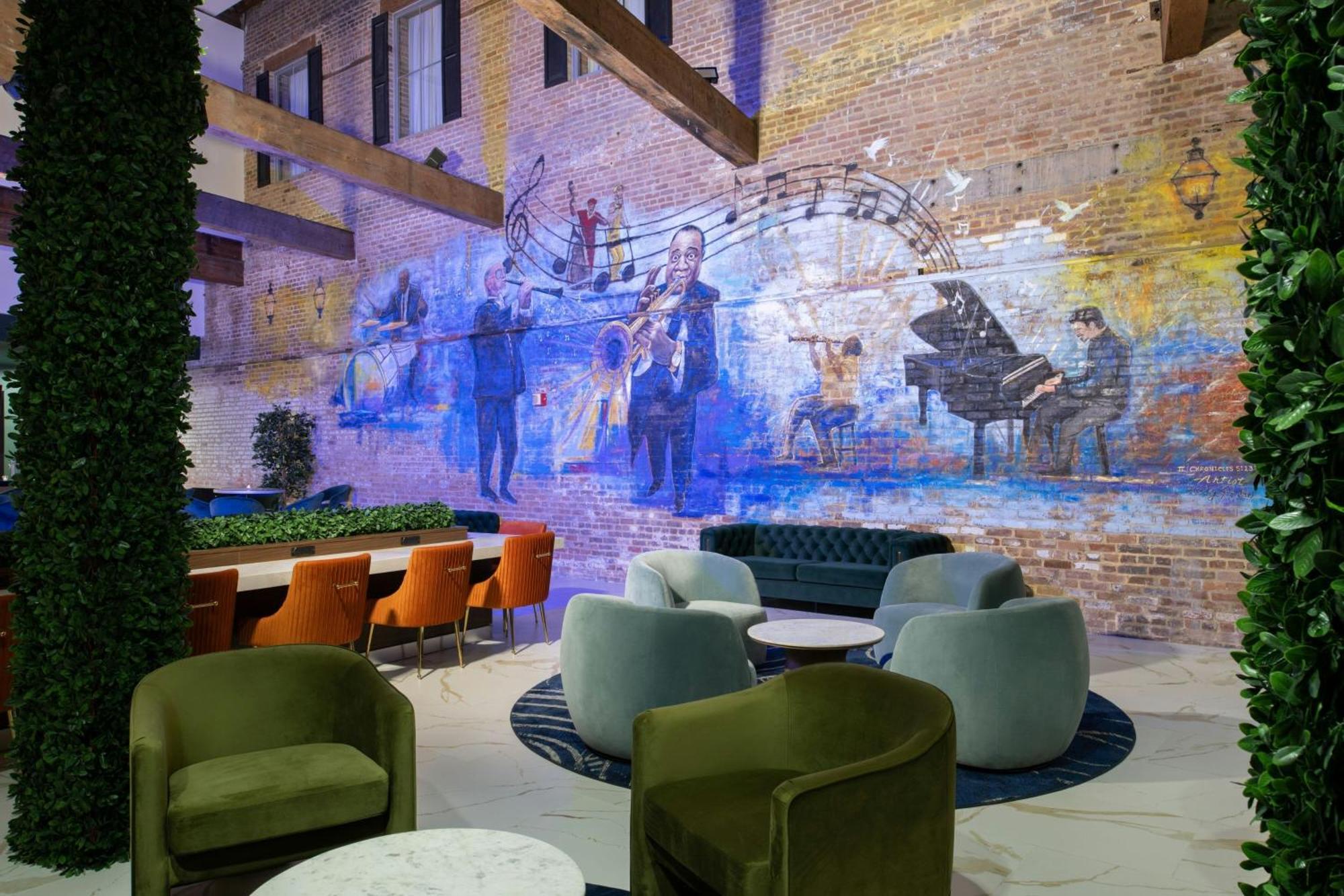 Courtyard By Marriott New Orleans Warehouse Arts District Hotel Exterior photo