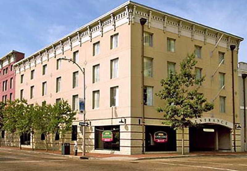 Courtyard By Marriott New Orleans Warehouse Arts District Hotel Exterior photo